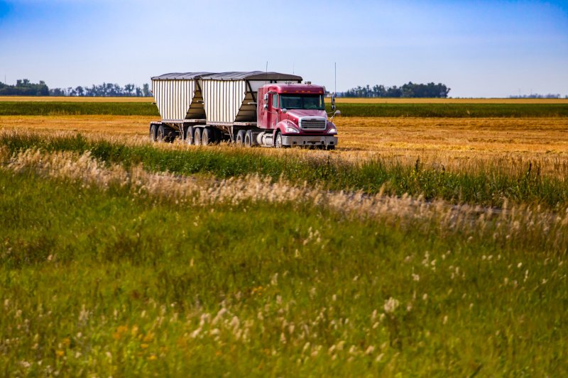 Agriculture hot shot trucking